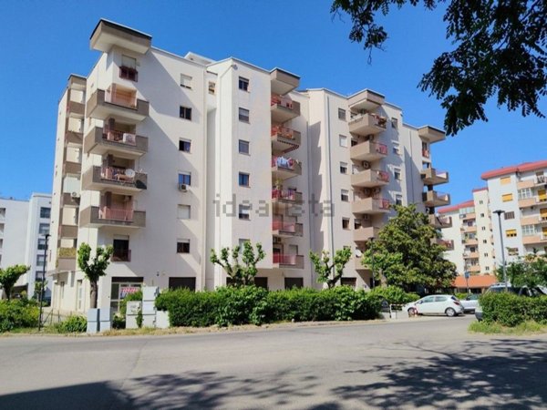 ufficio in vendita a Rende in zona Roges