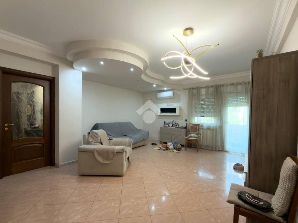 appartamento in vendita a Rende in zona Roges