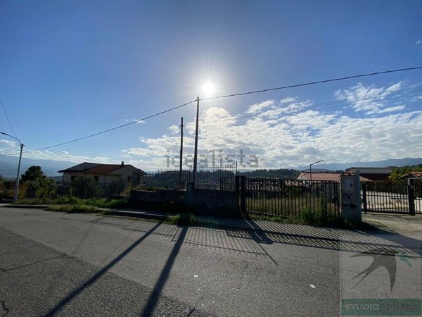 terreno in vendita a Rende in zona Arcavacata