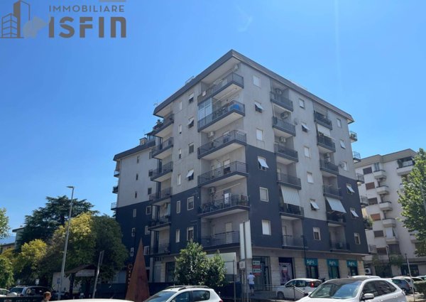 appartamento in vendita a Rende in zona Roges