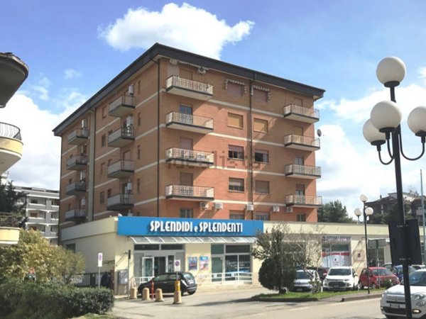 appartamento in vendita a Rende in zona Roges