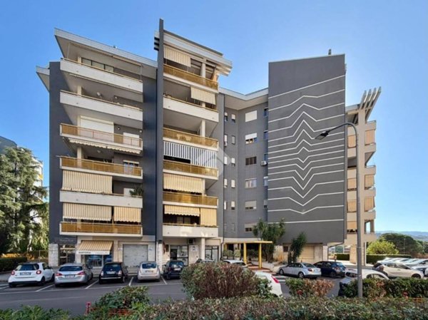 appartamento in vendita a Rende in zona Roges