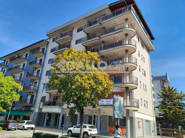 appartamento in vendita a Rende in zona Roges