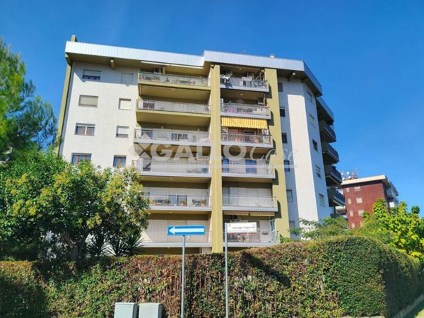 appartamento in vendita a Rende in zona Roges