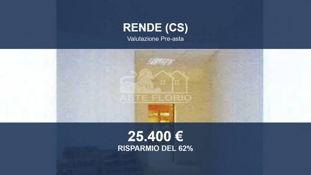 locale commerciale in vendita a Rende in zona Quattromiglia