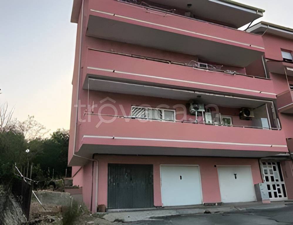 appartamento in vendita a Rende in zona Roges