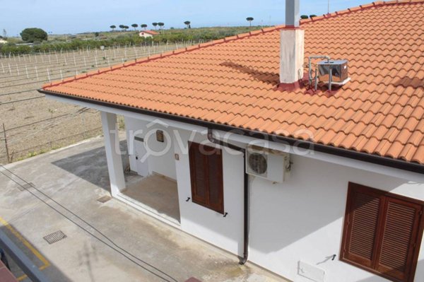 casa indipendente in vendita a Rocca Imperiale