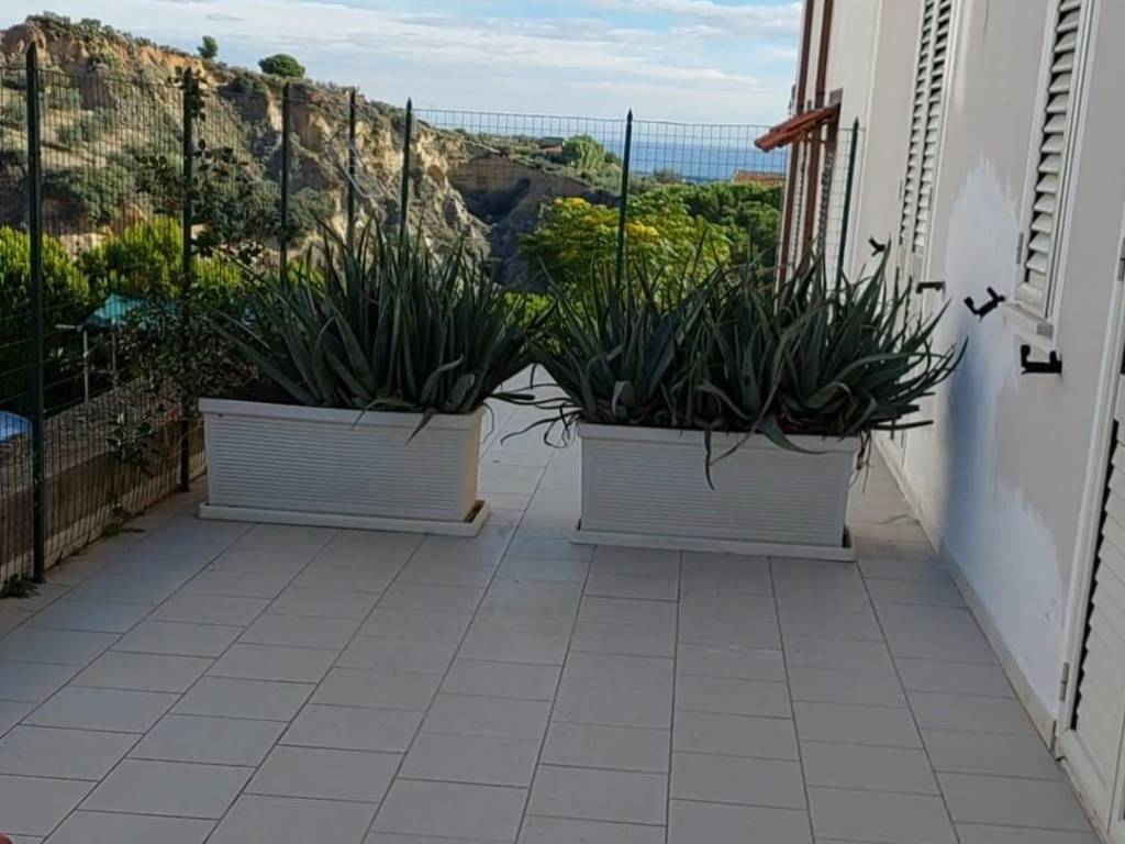 appartamento in vendita a Rocca Imperiale