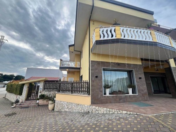 appartamento in vendita a Rocca Imperiale