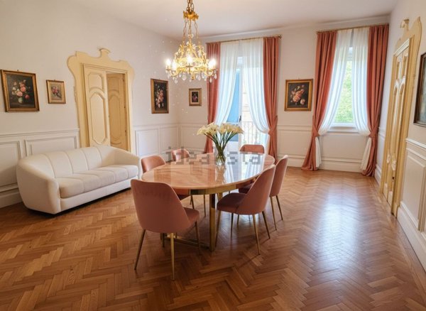 casa indipendente in vendita a Rocca Imperiale