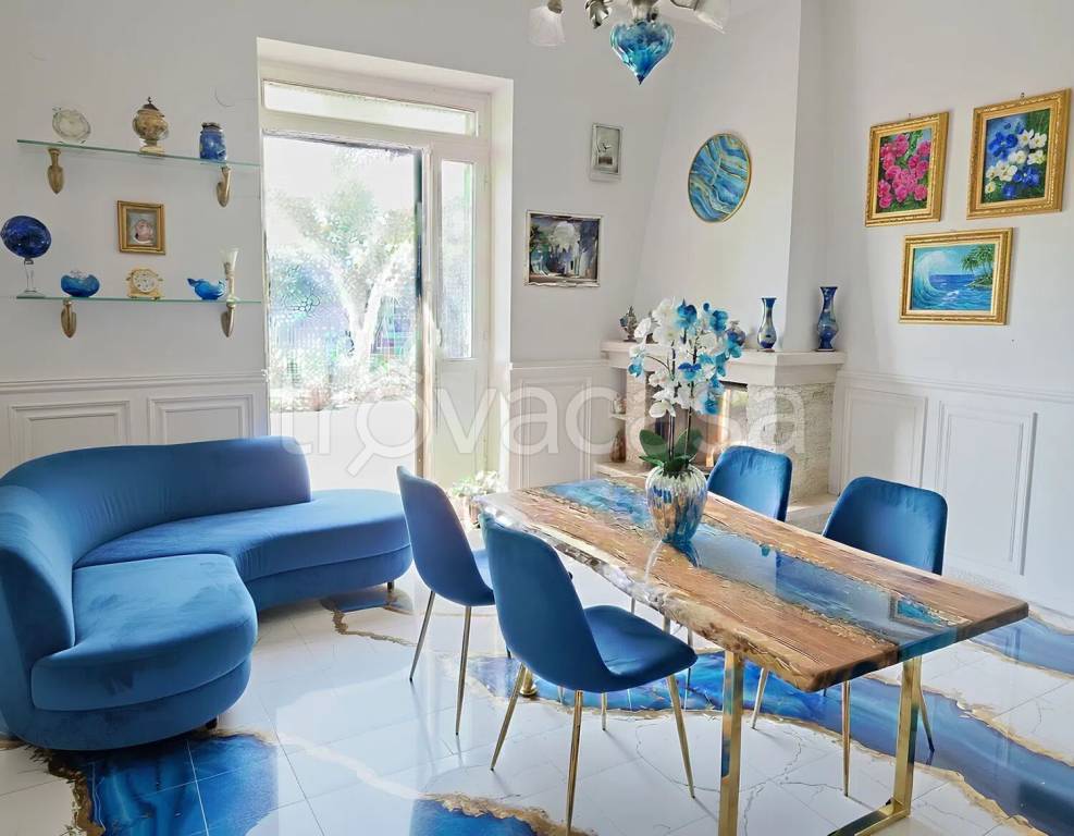 casa indipendente in vendita a Rocca Imperiale