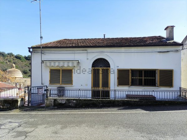 casa indipendente in vendita a Rocca Imperiale