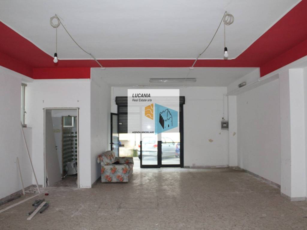 negozio in vendita a Rocca Imperiale