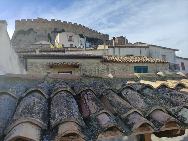 casa indipendente in vendita a Rocca Imperiale