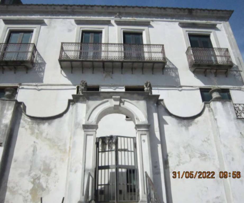 negozio in vendita a Roggiano Gravina