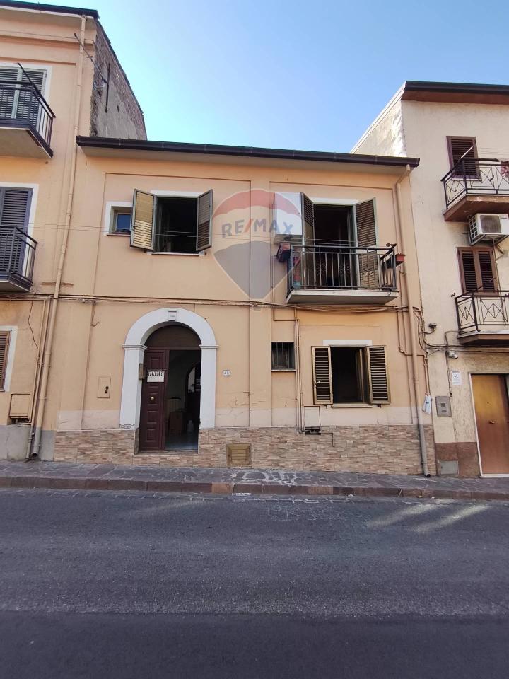 casa indipendente in vendita a Roggiano Gravina