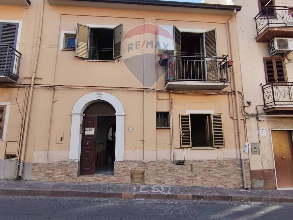 casa indipendente in vendita a Roggiano Gravina