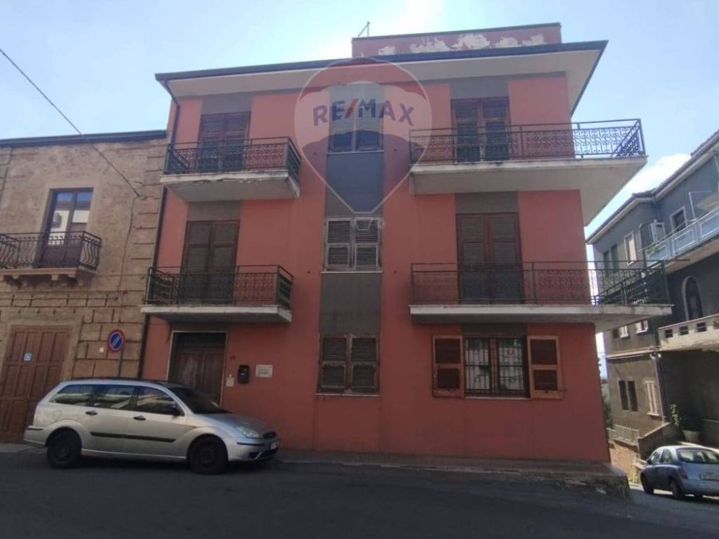 casa indipendente in vendita a Roggiano Gravina
