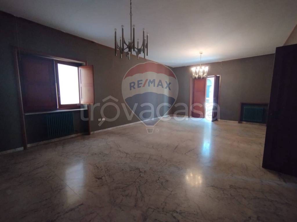 casa indipendente in vendita a Roggiano Gravina