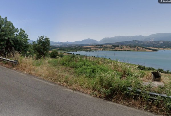 terreno edificabile in vendita a Roggiano Gravina