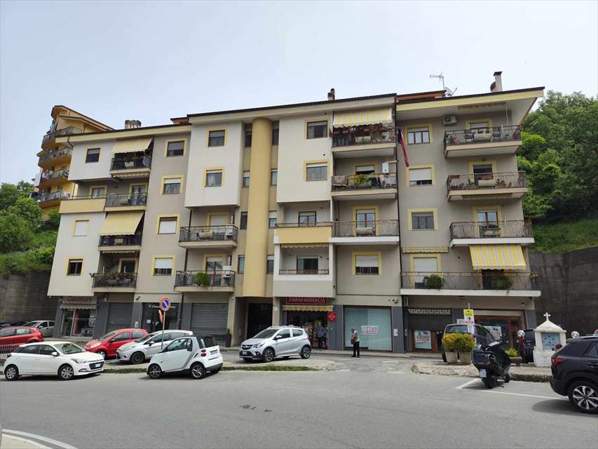 appartamento in vendita a Rogliano