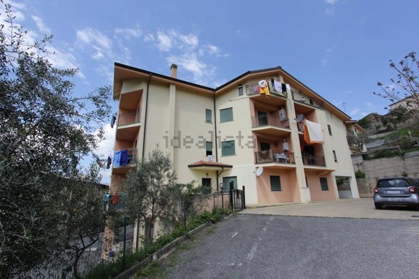 appartamento in vendita a Rogliano in zona Manche