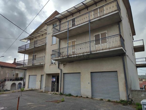 appartamento in vendita a Rogliano