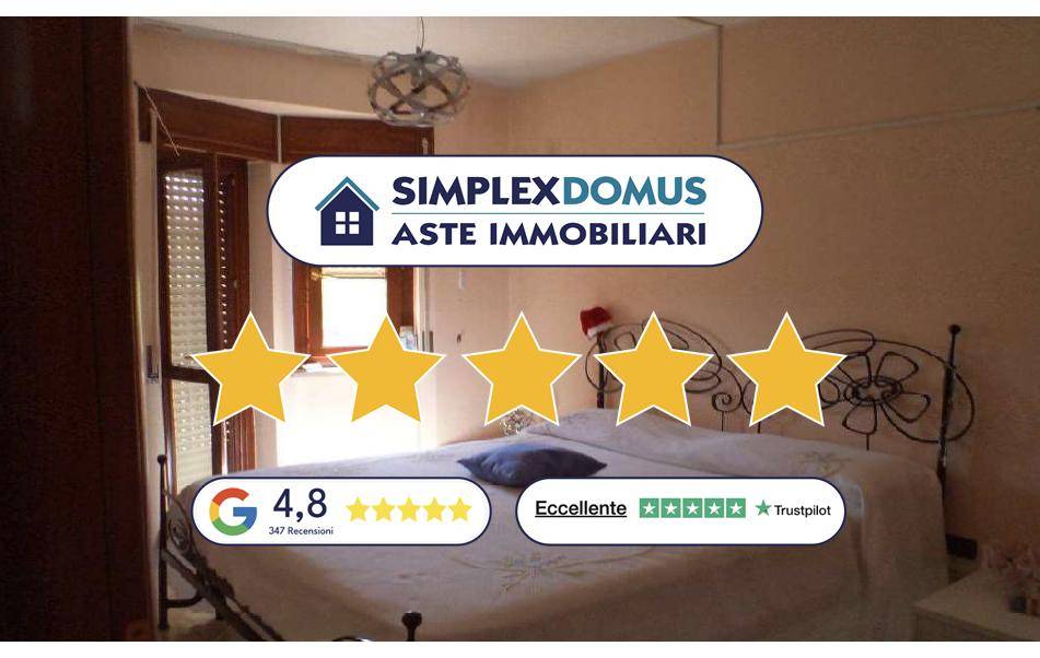 casa indipendente in vendita a Rogliano in zona Manche