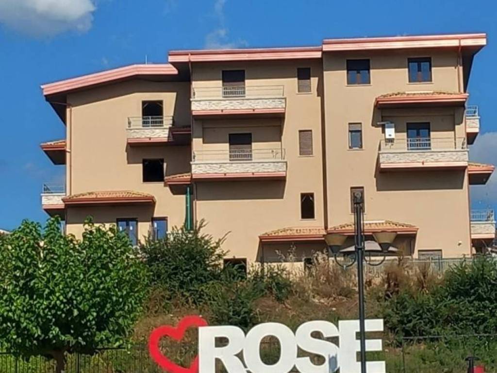 appartamento in vendita a Rose