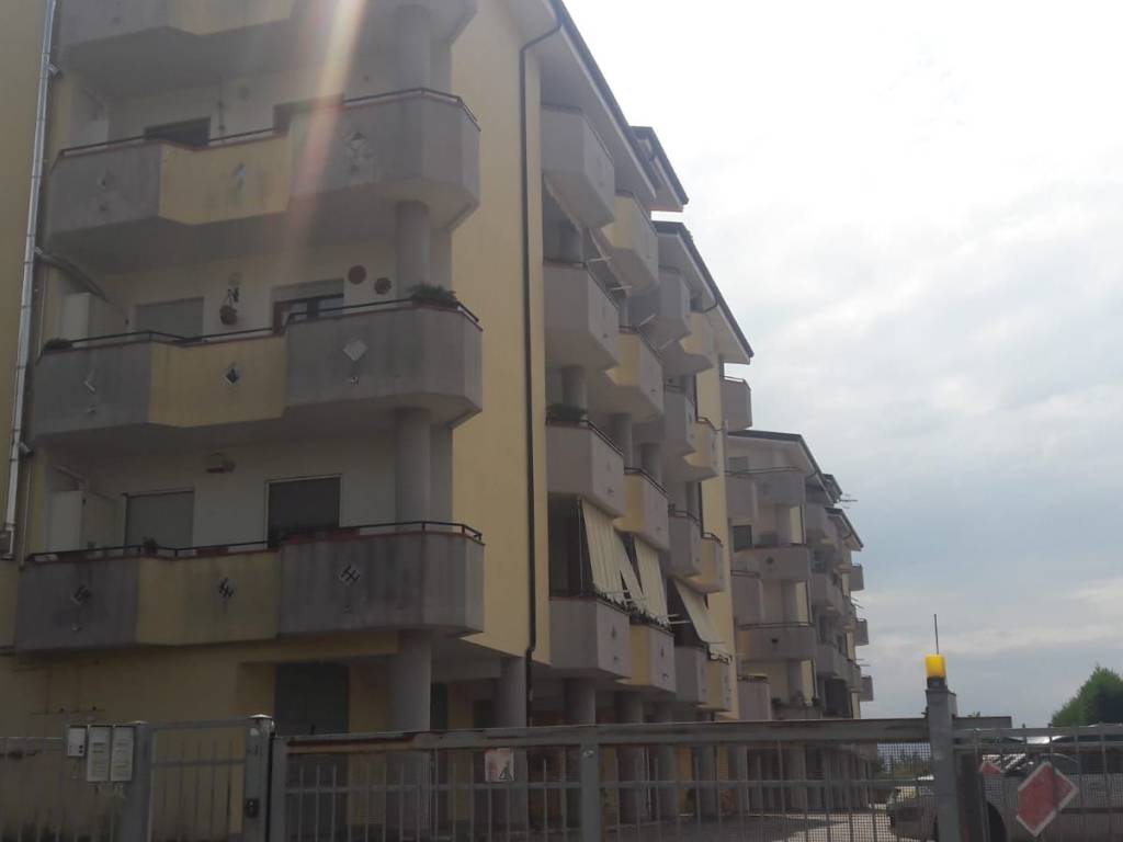 appartamento in vendita a Rose