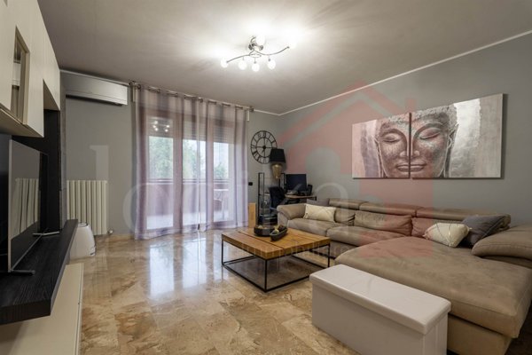 appartamento in vendita a Rose