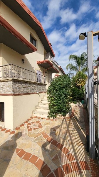 casa indipendente in vendita a Rose