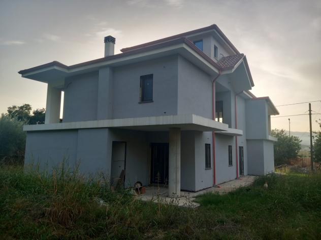 casa indipendente in vendita a Rose