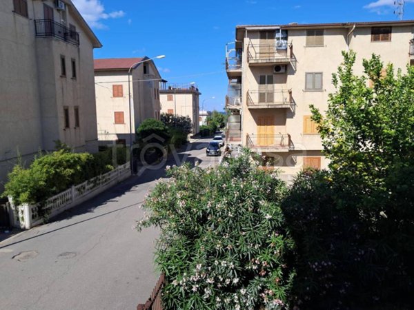 appartamento in vendita a Roseto Capo Spulico