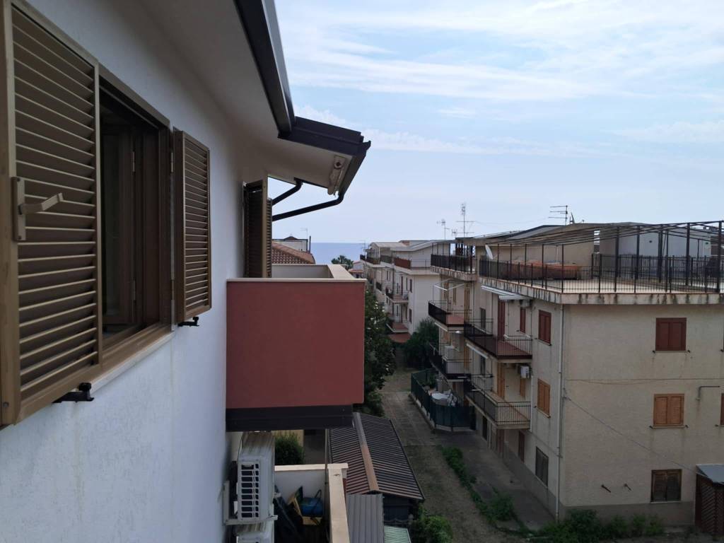 appartamento in vendita a Roseto Capo Spulico in zona Borgata Marina