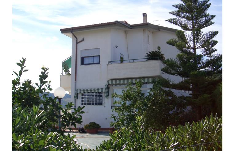 appartamento in vendita a Roseto Capo Spulico in zona Il Castello