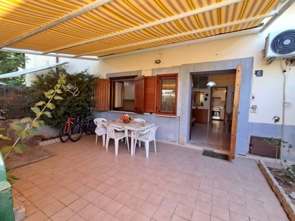 appartamento in vendita a Roseto Capo Spulico in zona Borgata Marina