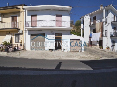 appartamento in vendita a Roseto Capo Spulico