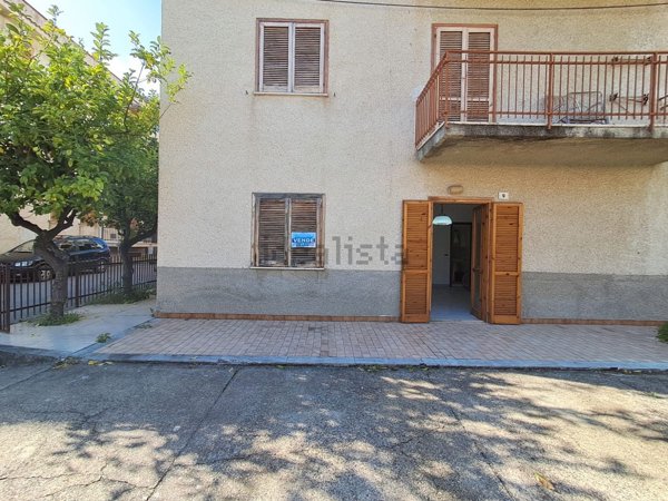 appartamento in vendita a Roseto Capo Spulico