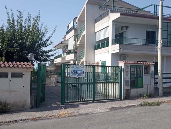 appartamento in vendita a Roseto Capo Spulico