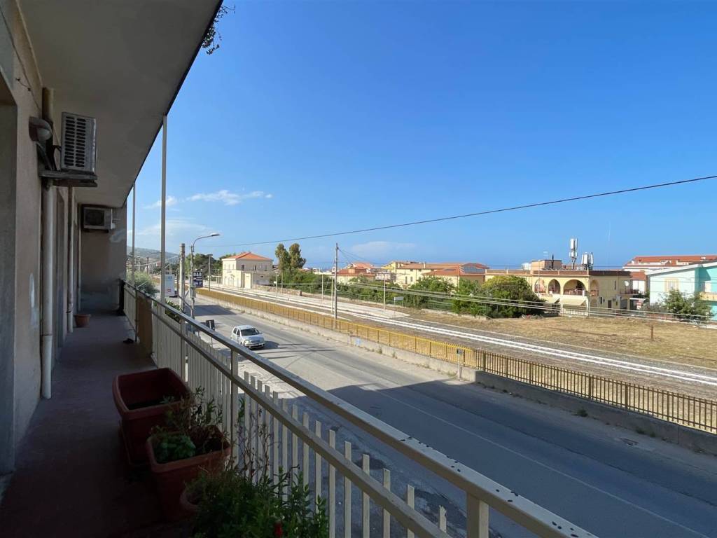 appartamento in vendita a Roseto Capo Spulico in zona Borgata Marina