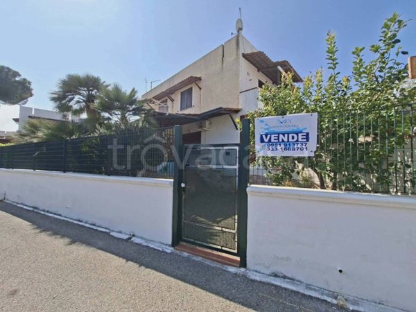 appartamento in vendita a Roseto Capo Spulico in zona Il Castello
