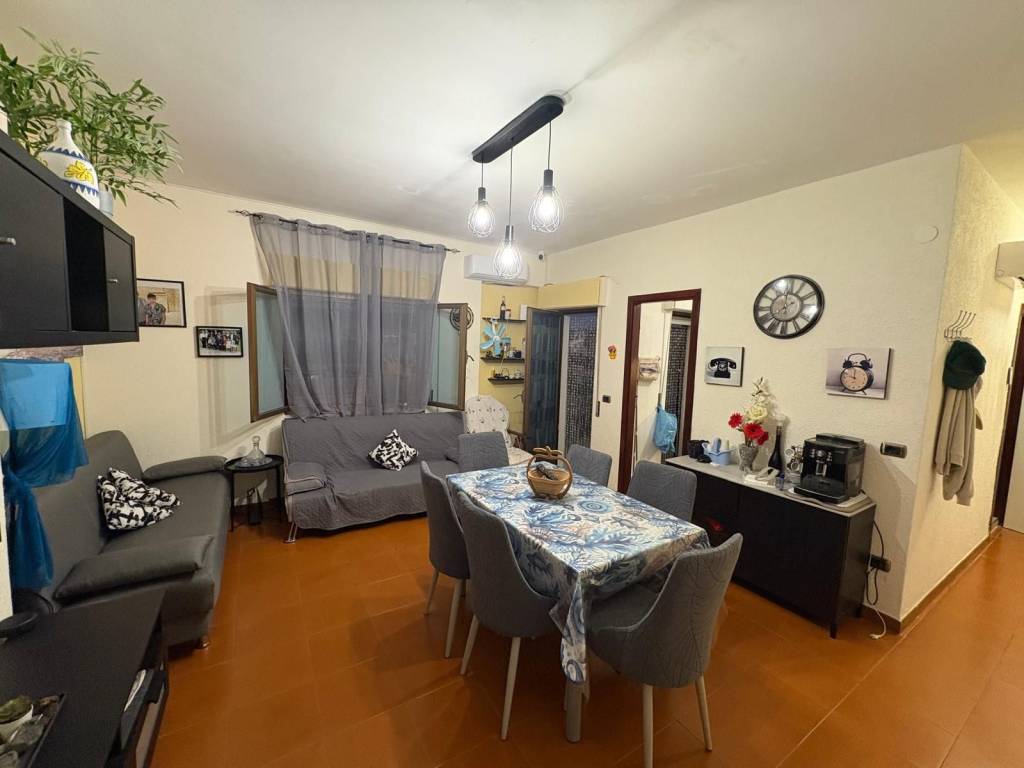 appartamento in vendita a Roseto Capo Spulico in zona Borgata Marina