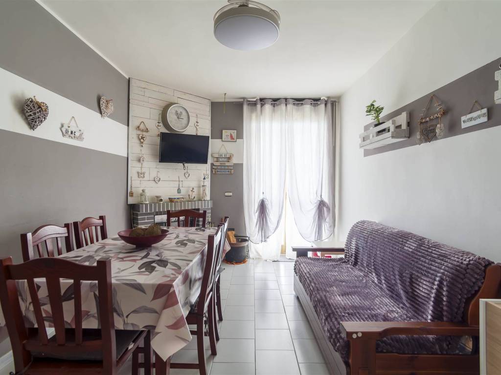 appartamento in vendita a Roseto Capo Spulico in zona Borgata Marina