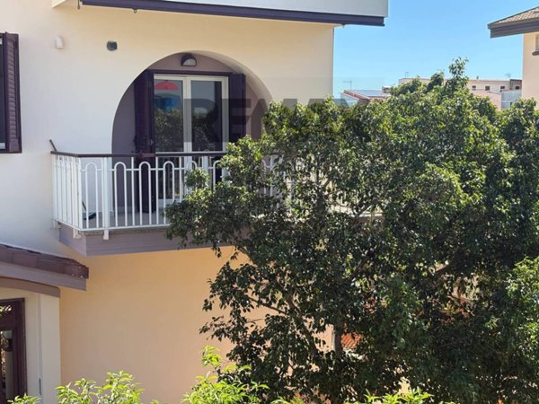 appartamento in vendita a Roseto Capo Spulico in zona Il Castello