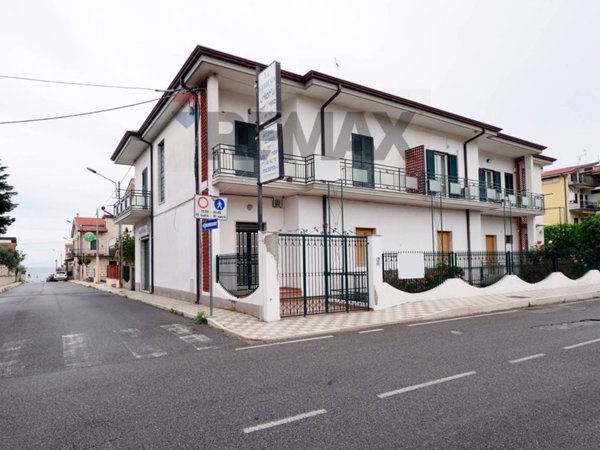 appartamento in vendita a Roseto Capo Spulico in zona Il Castello