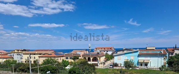 appartamento in vendita a Roseto Capo Spulico in zona Borgata Marina