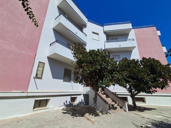 appartamento in vendita a Roseto Capo Spulico in zona Borgata Marina