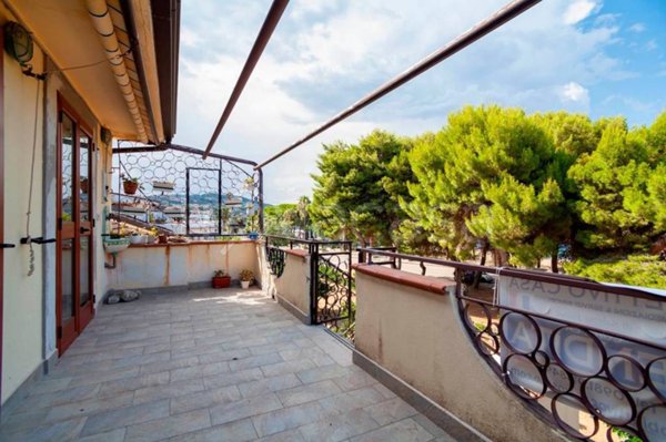 appartamento in vendita a Roseto Capo Spulico in zona Borgata Marina