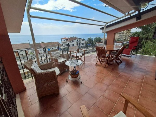 appartamento in vendita a Roseto Capo Spulico